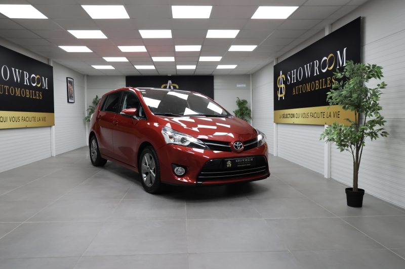 TOYOTA VERSO 2015