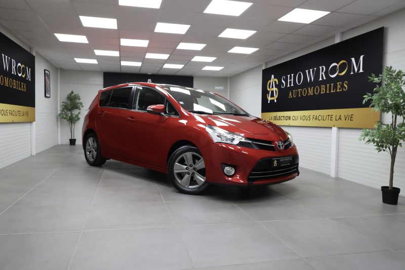 TOYOTA VERSO 2015