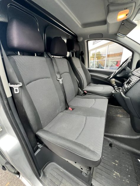 MERCEDES BENZ  VITO 2012 l2h1 Premiere main 