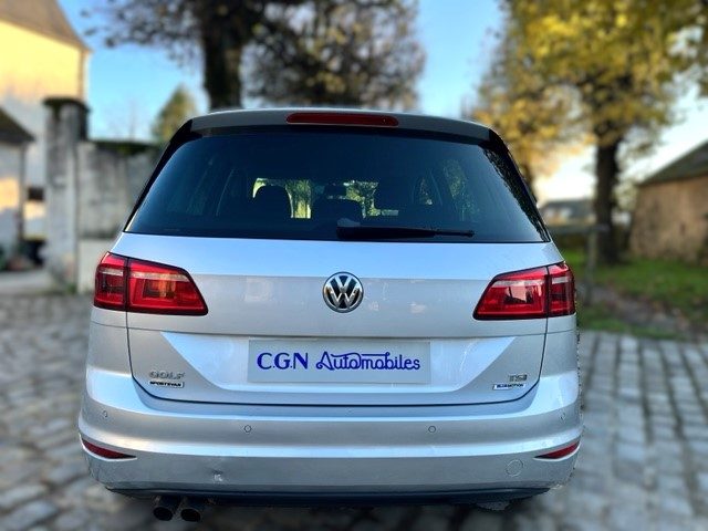 VOLKSWAGEN GOLF SPORTSVAN 2015