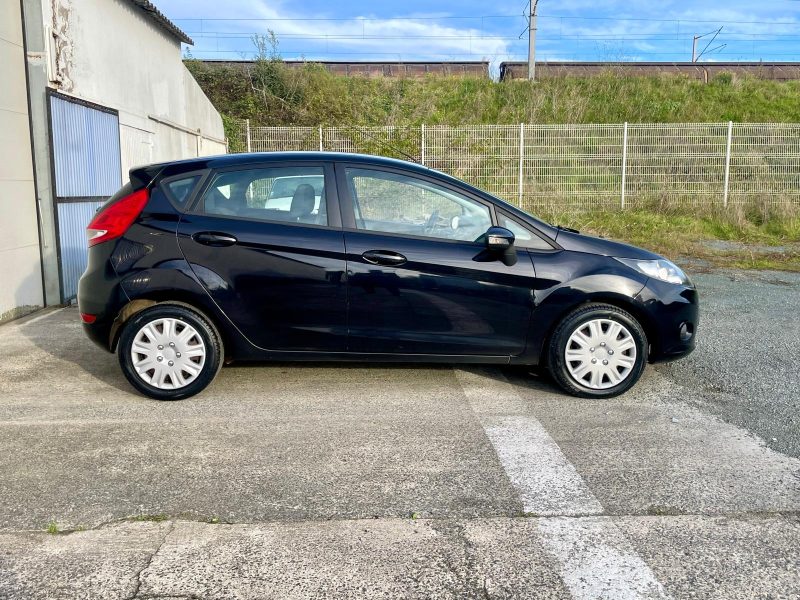 FORD FIESTA 1.4 tdci 70ch EDITION DISTRIBUTION FAITE 