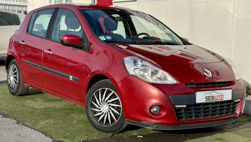 RENAULT CLIO III 2010