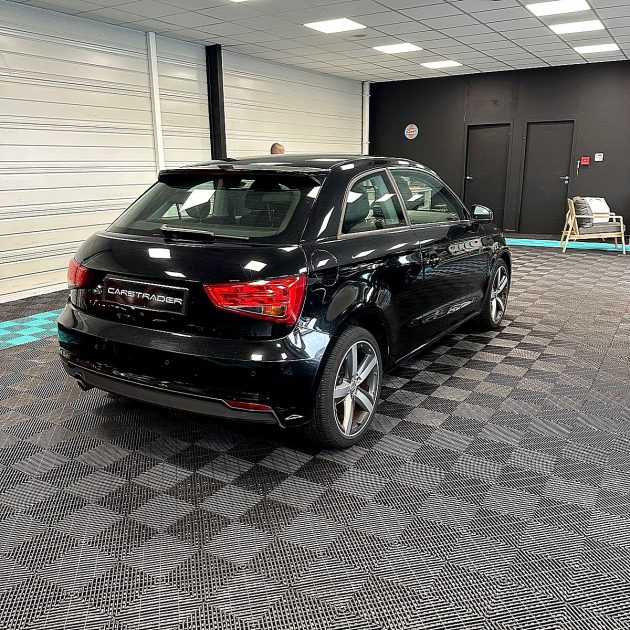 AUDI A1 1.4 TDI 90 cv Garantie 12 mois