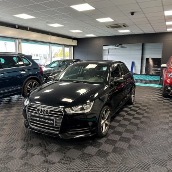 AUDI A1 1.4 TDI 90 cv Garantie 12 mois