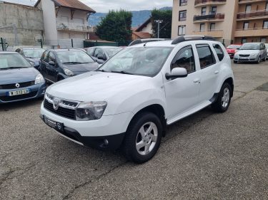 DACIA DUSTER 1.6 16V 110 CV 4WD LAUREATE