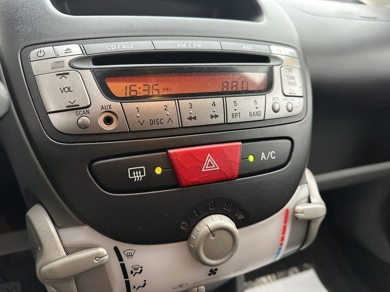 TOYOTA AYGO 2006