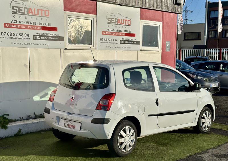 RENAULT TWINGO 2009