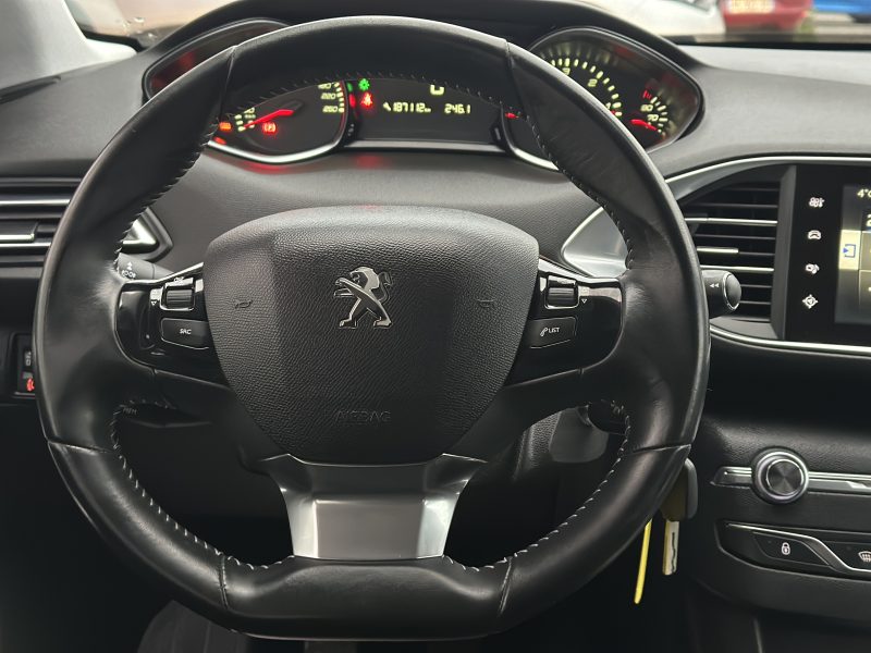 PEUGEOT 308 2014