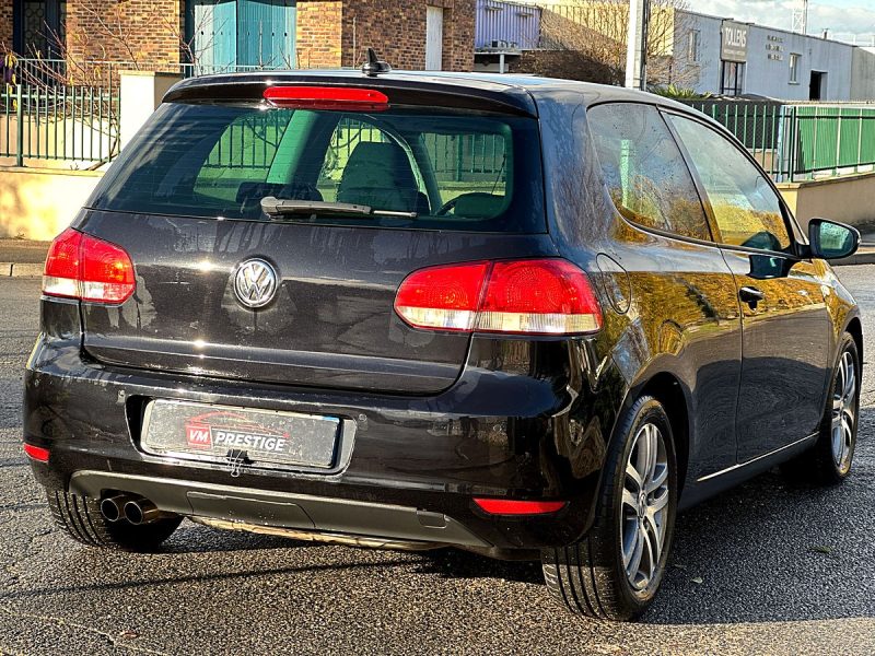 VOLKSWAGEN GOLF 2009