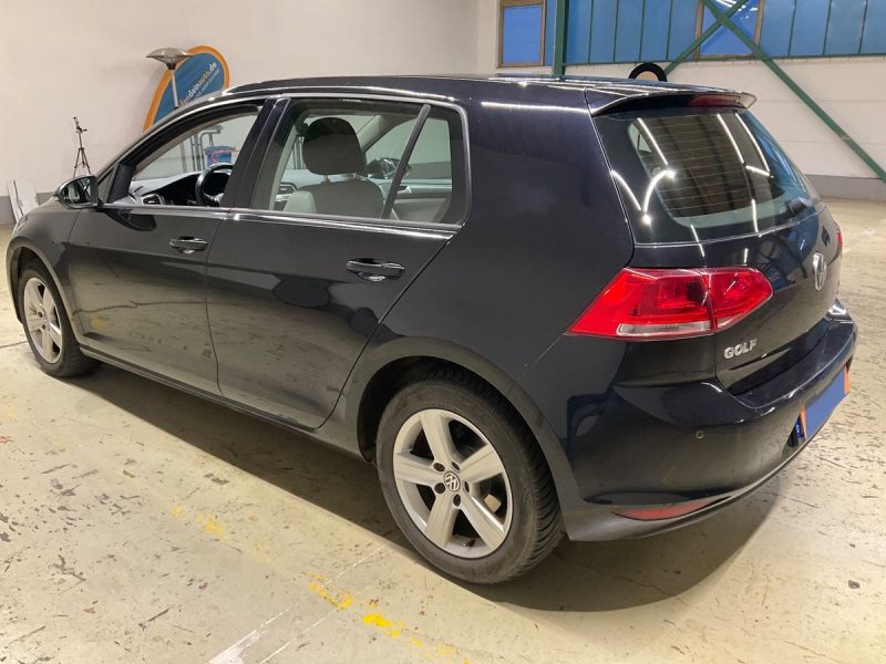 VOLKSWAGEN GOLF 7 2012