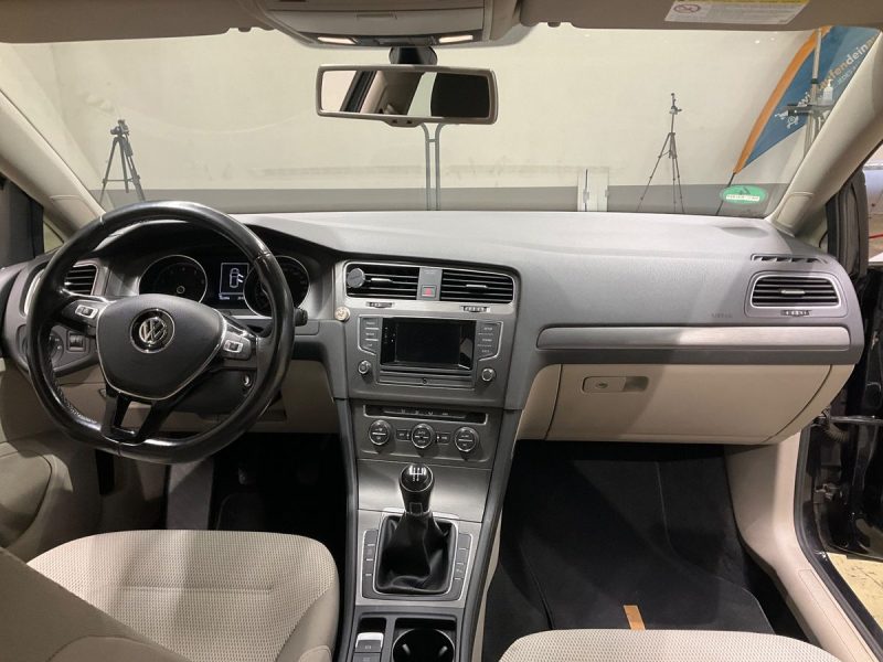 VOLKSWAGEN GOLF 7 2012