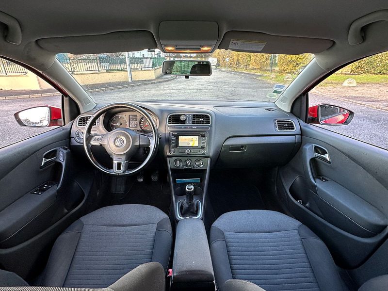 VOLKSWAGEN POLO 2010