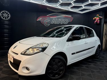 RENAULT CLIO 2010