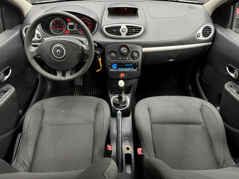 RENAULT CLIO 2010