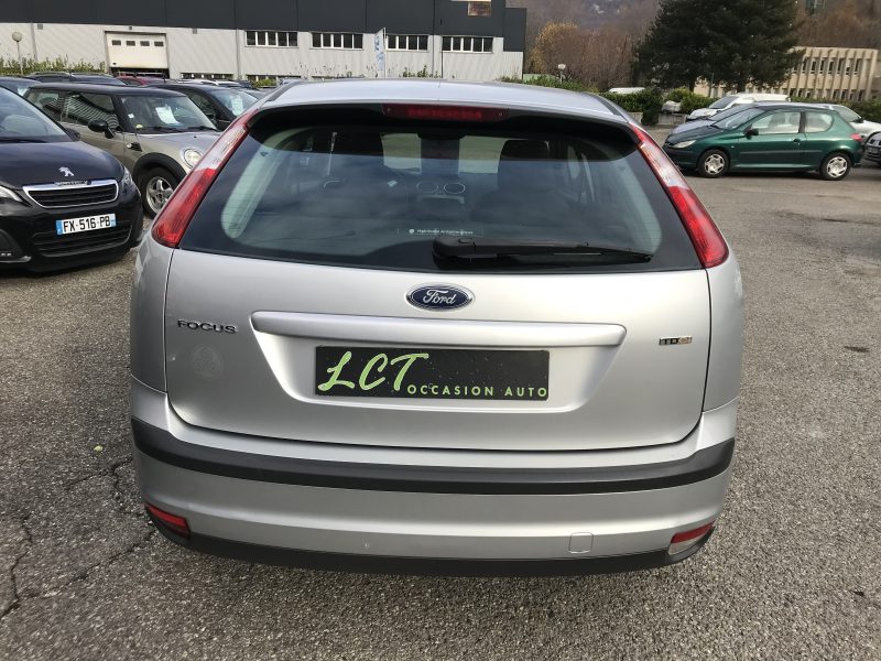 FORD FOCUS 1.8 TDCI 115 cv TITANIUM - 5 PORTES - GARANTIE 6 MOIS