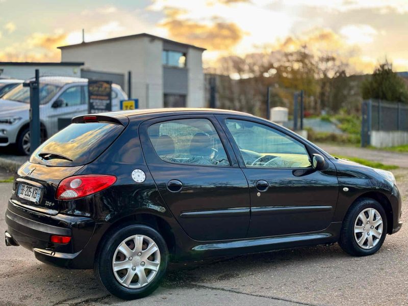 PEUGEOT 206+ 1.4 HDI 70CH FAP BLUE LION TRENDY