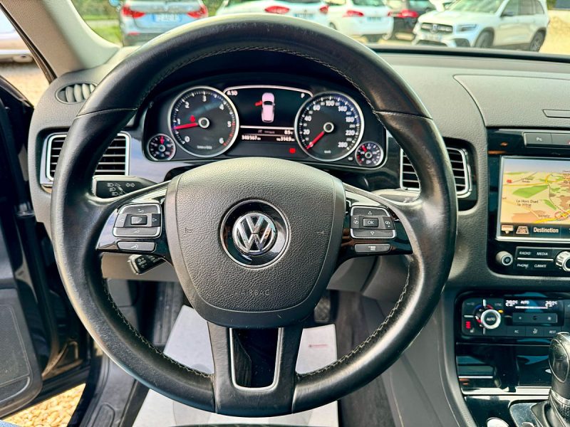 VOLKSWAGEN TOUAREG 2011