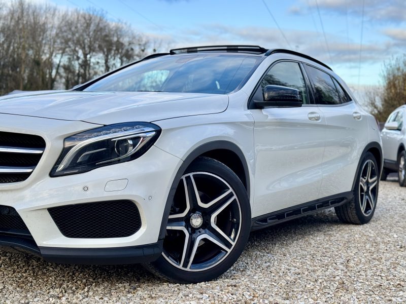 MERCEDES CLASSE GLA 2015