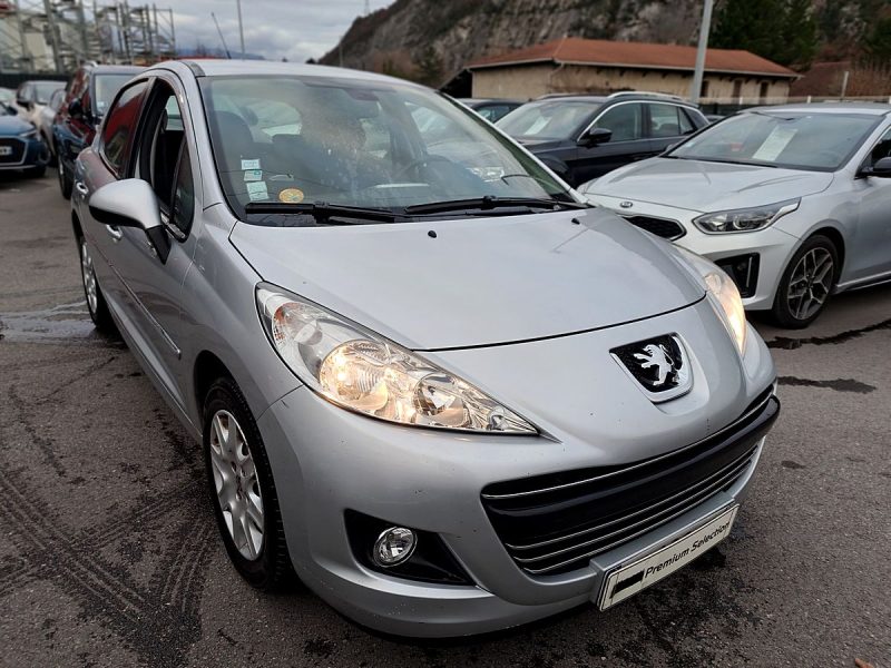 PEUGEOT 207 2009