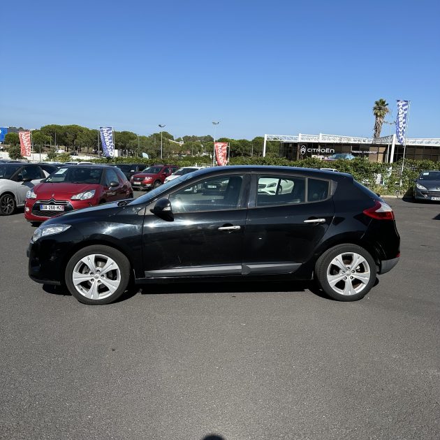 RENAULT MEGANE III 1.9 DCI 130ch 119 2011