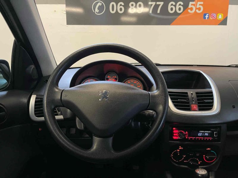 PEUGEOT 206 2010