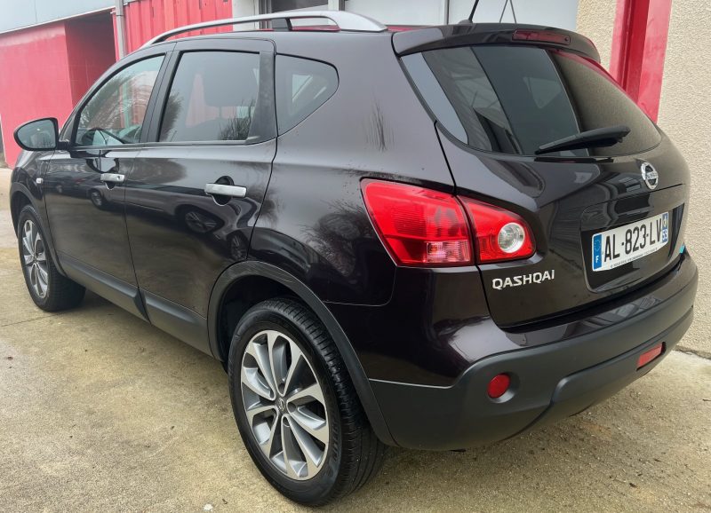 NISSAN QASHQAI 2010