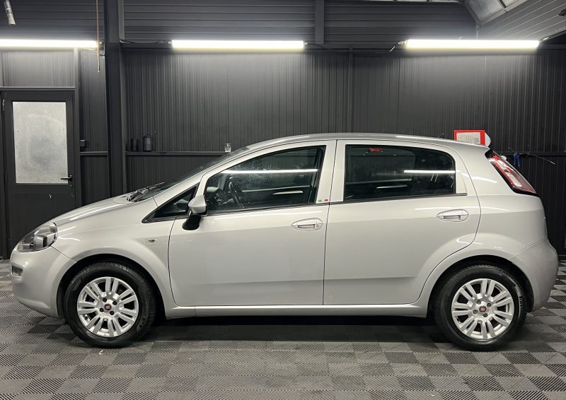 FIAT PUNTO III (3) ITALIA 1.2 69 Cv 5 PORTES CLIMATISATION BLUETOOTH CRIT AIR 1 - GARANTIE 1 AN