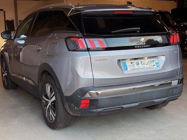  Peugeot 3008 II Hybrid 225 e-EAT8 ALLURE PACK