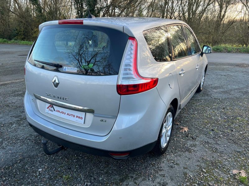 RENAULT GRAND SCENIC III 2013