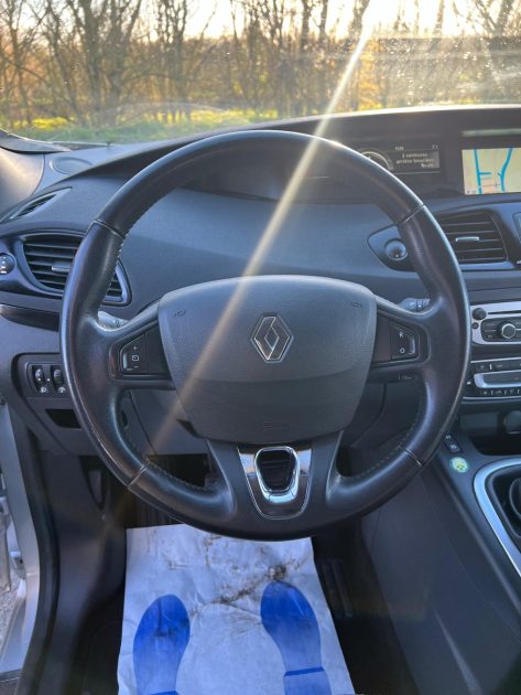 RENAULT GRAND SCENIC III 2013