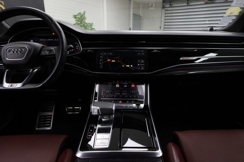 AUDI SQ8 2019