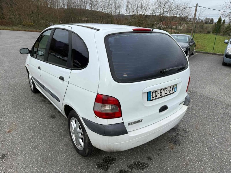 RENAULT MEGANE SCENIC 2000