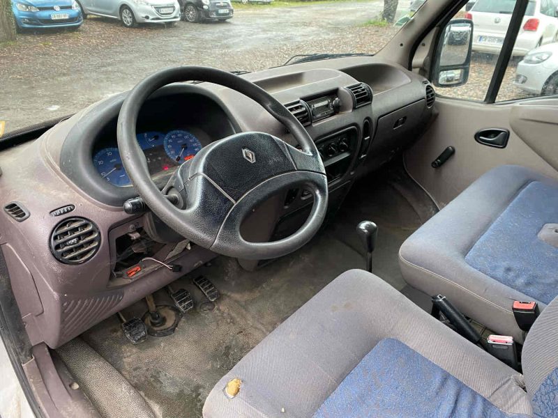 RENAULT FG L2H2 P3 2001