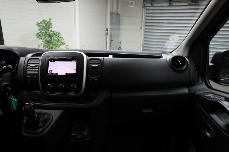 RENAULT TRAFIC 2019