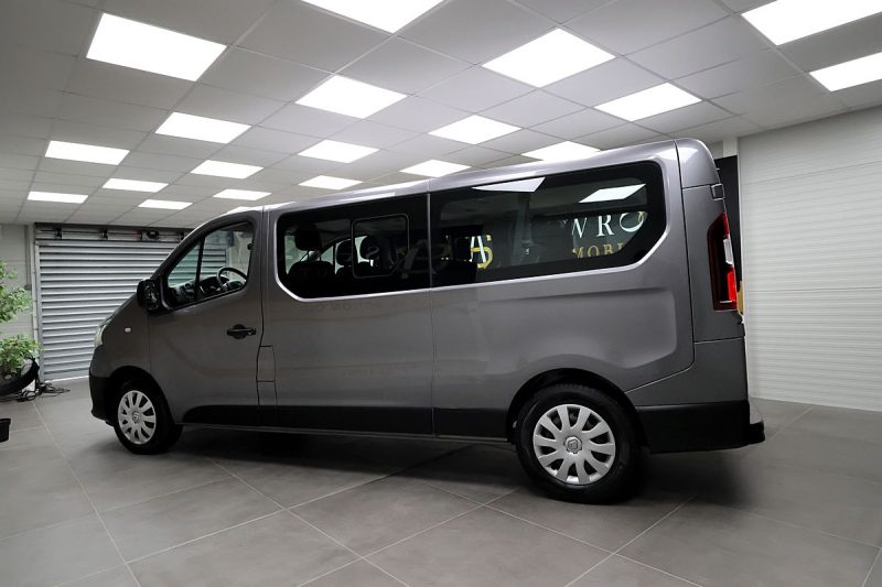 RENAULT TRAFIC 2019