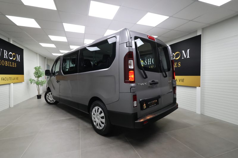 RENAULT TRAFIC 2019