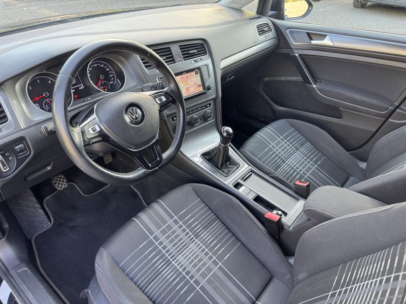 VOLKSWAGEN GOLF VII 1.6 TDI 110 Lounge