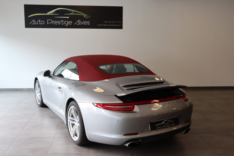 PORSCHE 911 DÃ©capotable 2012