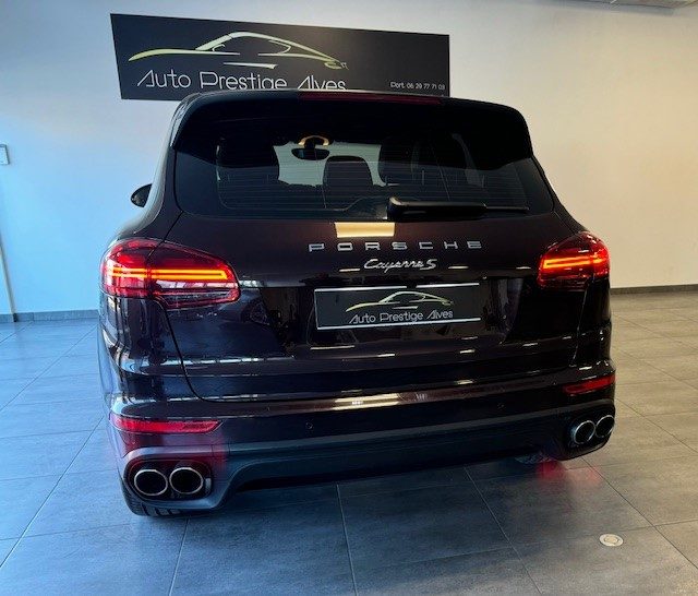 PORSCHE CAYENNE S 2016