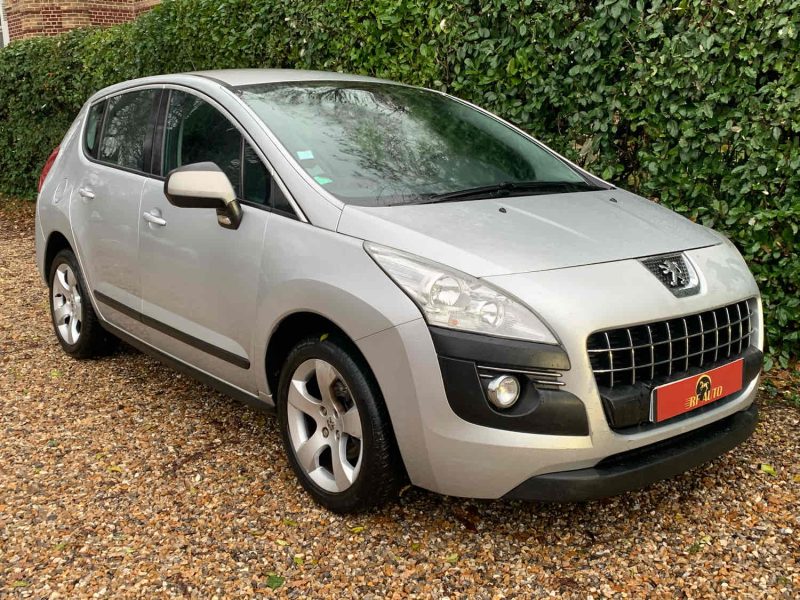 PEUGEOT 3008 2011  1.6 HDi (112Ch)