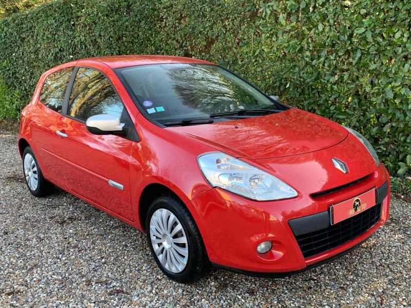 RENAULT CLIO 2014 1.2 16V (75Ch)