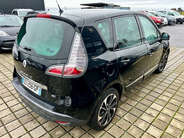 RENAULT MEGANE SCENIC 2015 1.5 dCi (110Ch) FAP ECO2 BOSE EDITION EDC