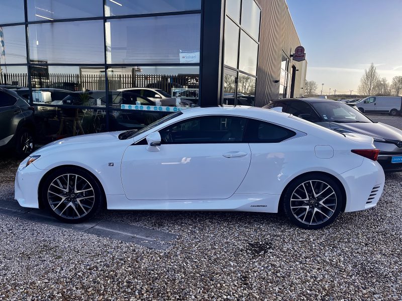 LEXUS RC300H F-SPORT 08/2016