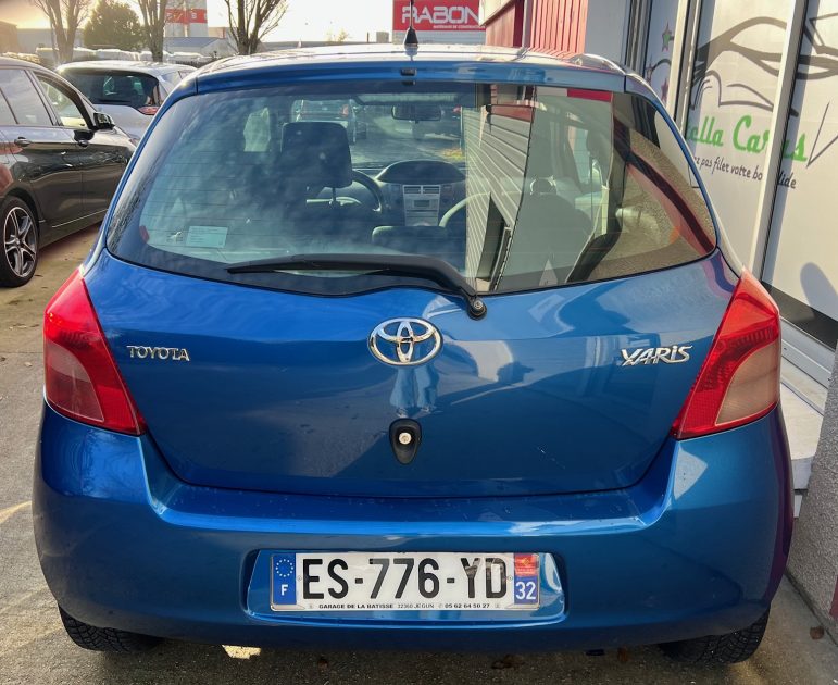 TOYOTA YARIS 2006