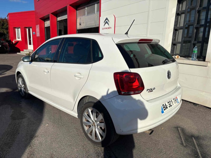 VOLKSWAGEN POLO 2010