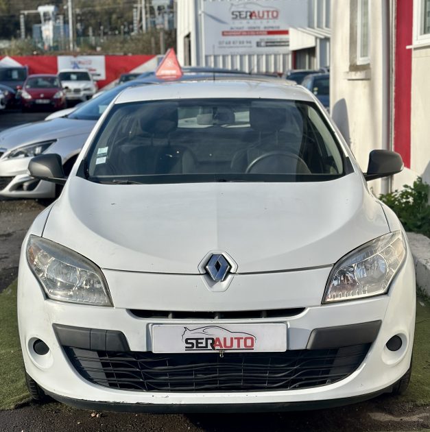 RENAULT MEGANE 2010