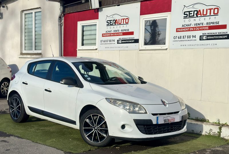 RENAULT MEGANE 2010