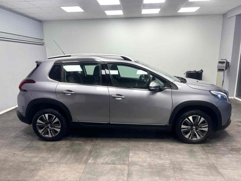 PEUGEOT 2008 2017