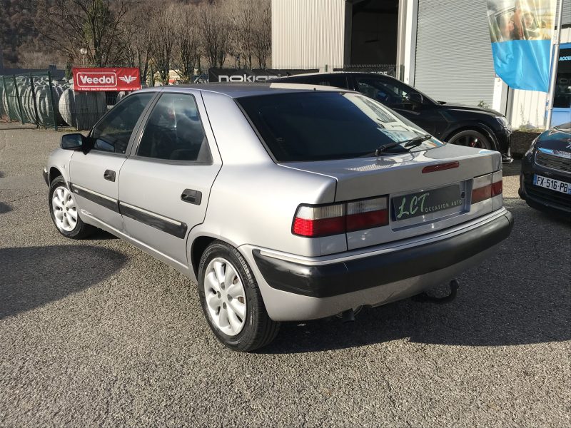 CITROEN XANTIA II - 5 PORTES - 2.0 HDI 90cv - DANS L'ÉTAT AVEC CONTROLE TECHNIQUE = OK