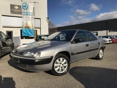 CITROEN XANTIA II - 5 PORTES - 2.0 HDI 90cv - DANS L'ÉTAT AVEC CONTROLE TECHNIQUE = OK